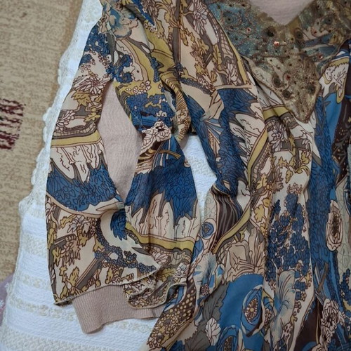 Zephirus Boho blouse 100% viscose like new, size Large