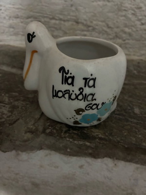 Vintage pencil holder used from the 1980s
