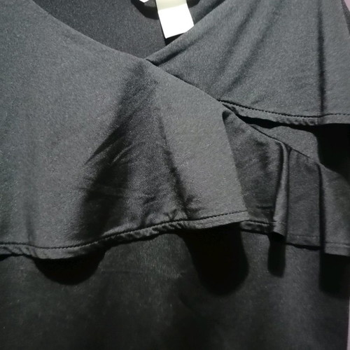 H&M sleeveless blouse new, black, size S