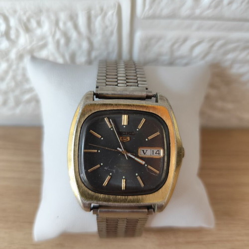 Seiko Baby Monaco 7019-5000 watch used, black and gold tone
