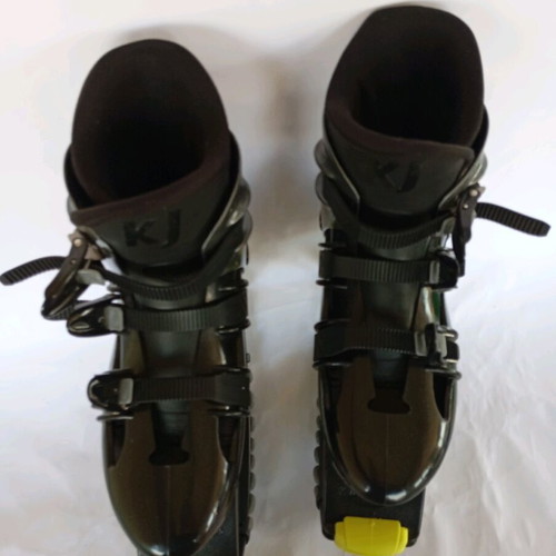 Kangoo Jumps New Large Size 42-44 with Adjustable Straps