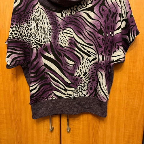 Multicolored purple blouse like new, size L