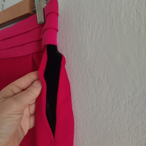 The Kooples elegant hot pink shorts with black velvet details like new, size M
