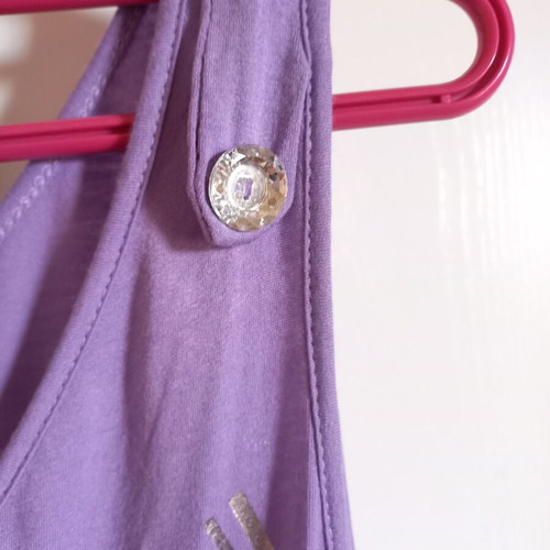 Purple sleeveless casual chic blouse like new, size S or M
