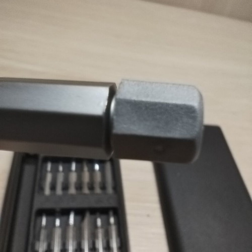 Small screwdrivers set with 24 bits new in case