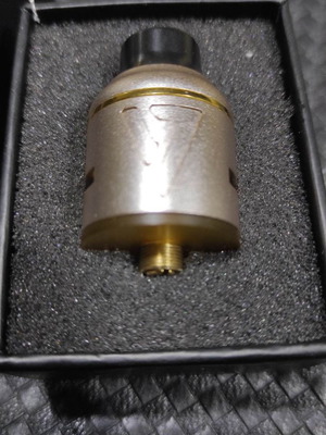 Mad Dog RDA used by Desire, dripping atomizer