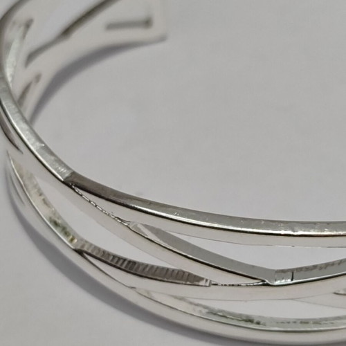 Silver 925 cuff bracelet with modern geometric design