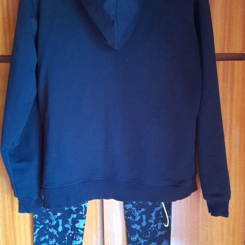Ebita set leggings, top and jacket like new