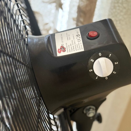 Floor fan like new