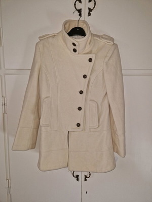 Beige ekrou kastorino coat S-M like new with vintage buttons