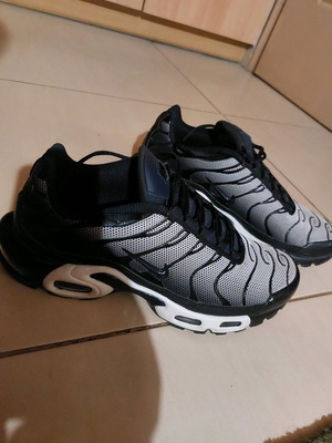 Nike Air Max TN μεταχειρισμένα αντρικά αθλητικά παπούτσια νούμερο 40,5