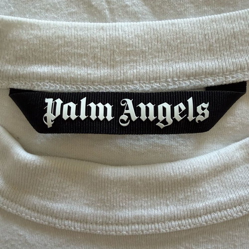Palm Angels Spray Logo tee size Medium like new, white pink