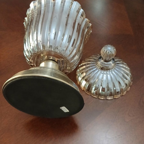 Iridescent crystal fondue pot in excellent condition