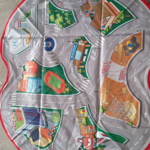 Toy box racetrack used
