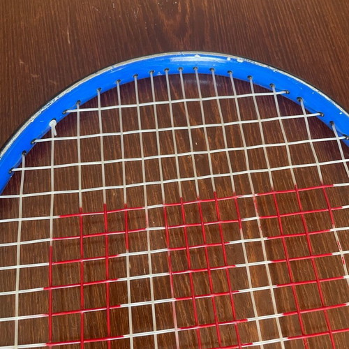 Wilson tennis racket like new in very good condition