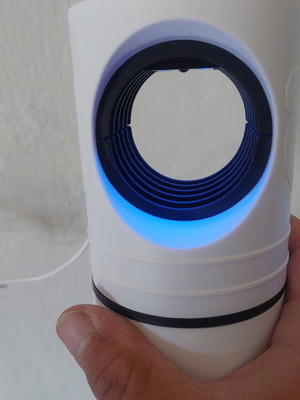 Mosquito trap with USB 2.0 cable