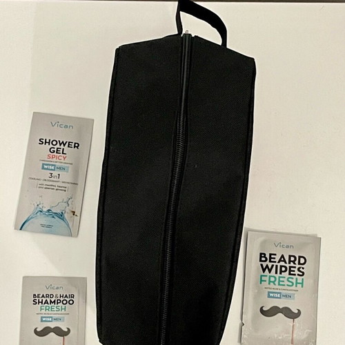 Gillette men's toiletry bag new, with samples