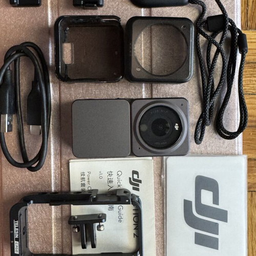 DJI Action 2 Power Combo like new with extra accessories