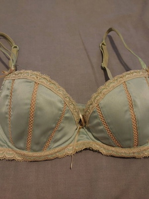 Venus Victoria bra used, green, cup 70C