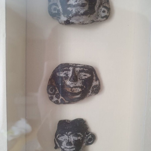 Pre-Columbian art masks used, set of 6 in wooden frame with glass