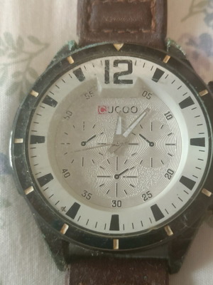 Men's watch used with strap