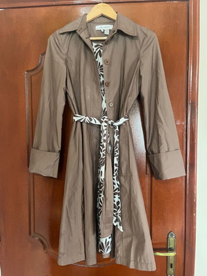 Zara trench coat XS like new, brown, light spring