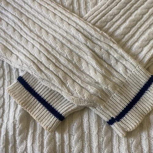 Women's cotton sweater with blue details, used