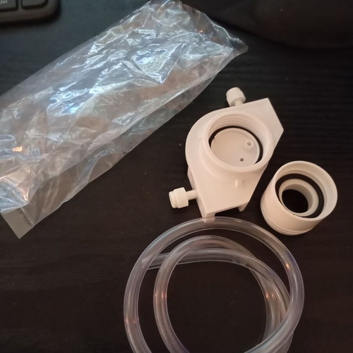 Water refill device for aquarium