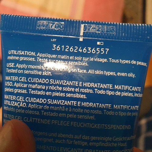 La Roche Posay Hyalu B5 gel new, dual-action cream with gel texture