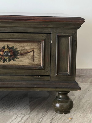 Coffee table used with storage space