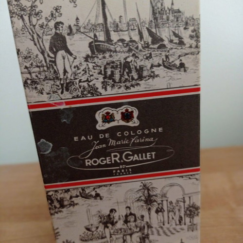 Vintage Jean Marie Farina Roger Gallet eau de cologne with packaging
