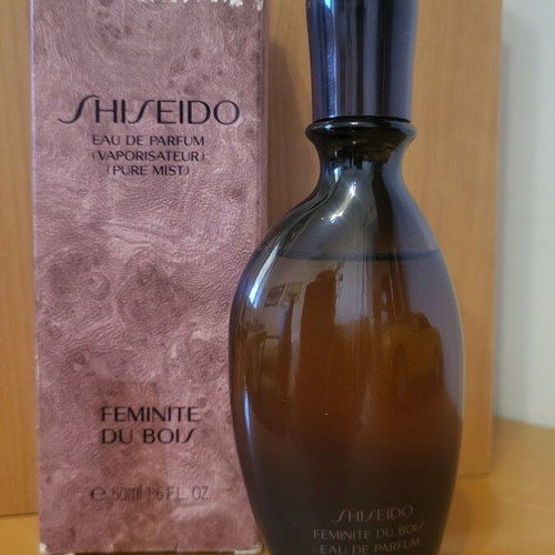 Shiseido Feminite du Bois Eau de Parfum 50ml vintage, like new
