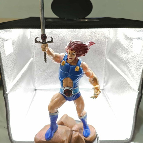 Αγαλματίδιο Lion-o από Thundercats ρητίνης καινούργιο, βαμμένο στο χέρι