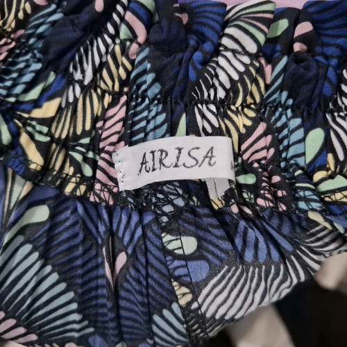 Airisa Pleated Culottes with Abstract Print like new, medium/large