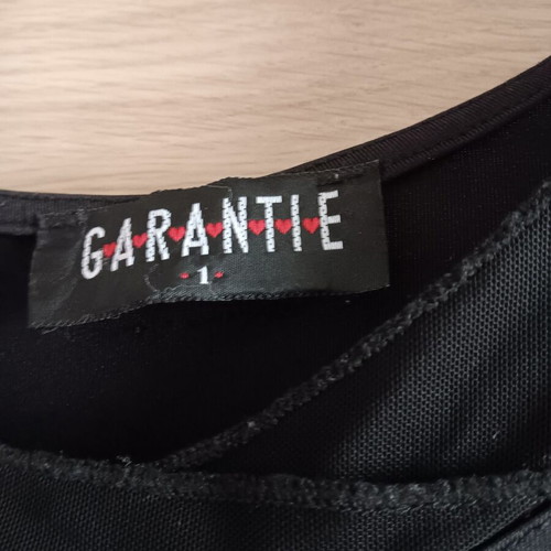 Garantie women's top like new, black, size L