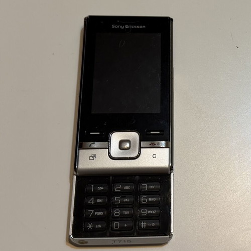 Sony Ericsson T715 phone not working for parts, used