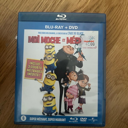 Despicable Me Blu-Ray and Lion King DVD like new with English subs