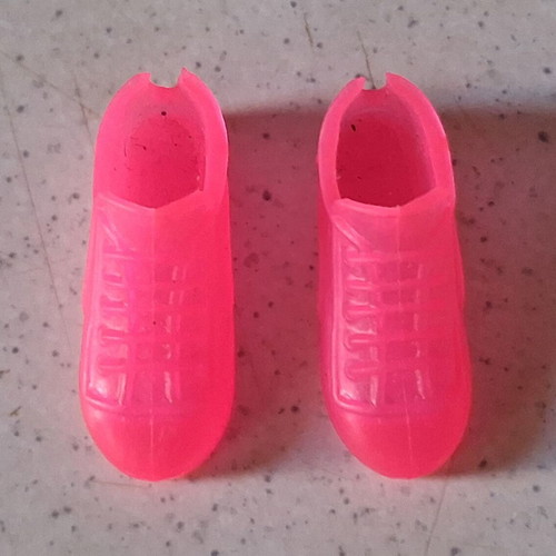 Doll shoes used, set of 34 pieces