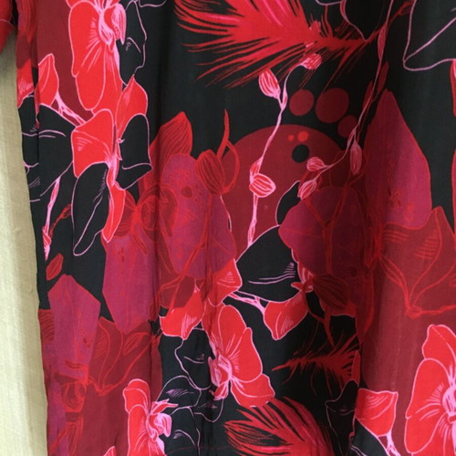 Peace Heart Joy silk crape top, size S, red floral