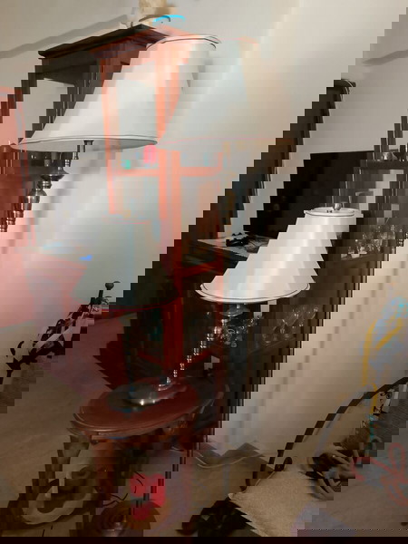 2 φωτιστικά;