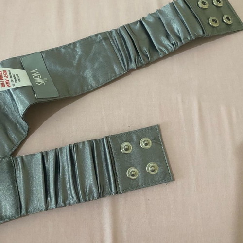 Grey satin belt with Wallis embroidery new, small 75 cm