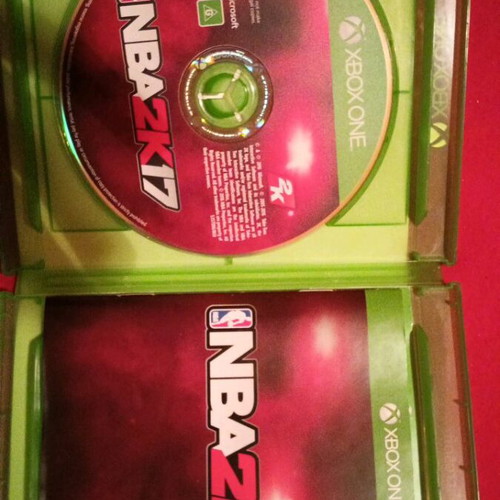 NBA2K17 and NBA2K20 Xbox One like new