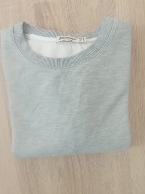 Stradivarius women's sweatshirt size S like new, gray