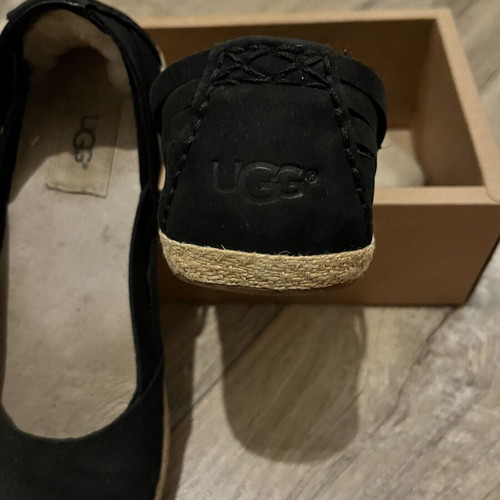 Ugg black suede espadrille ballerinas like new