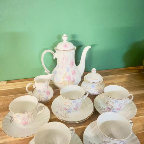 WUNSIEDEL BAVARIA porcelain tea set like new