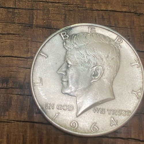 Half Dollar coins used, set of 6 with Kennedy, silver from 1964 and 1968