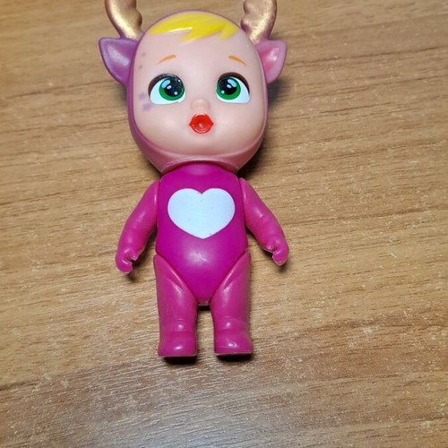 Mini Cry Babies doll used