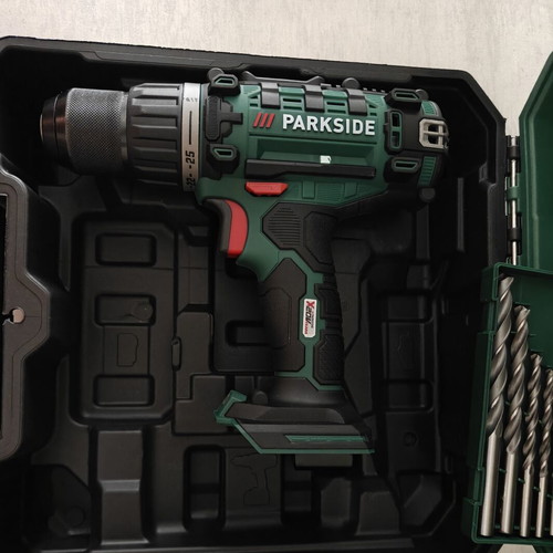 Rechargeable Drill Driver 20V like new with charger and battery