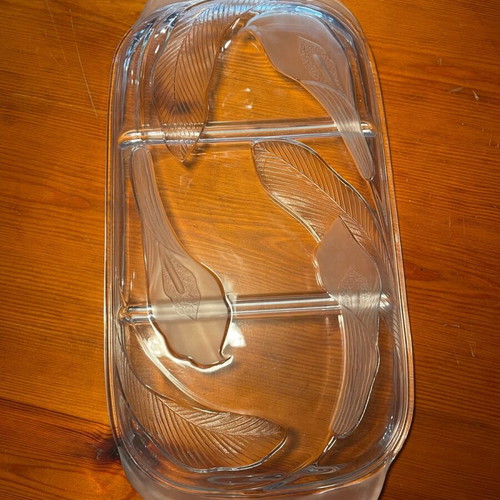 Glass serving platter for nuts with carved leaf designs, like new