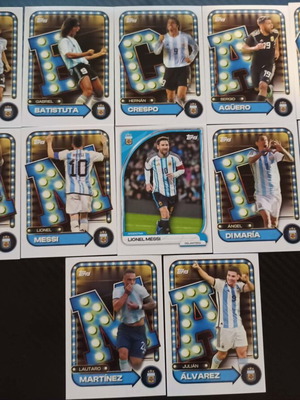 Topps Αργεντινή Πλήρης βασικό σετ ποδοσφαιρικών καρτών με κουτί συλλογής
